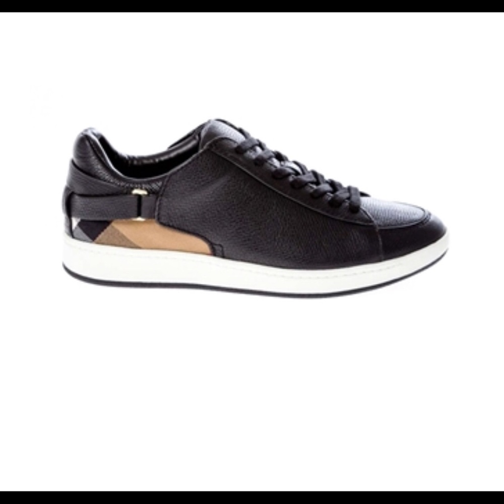 Burberry sneakers